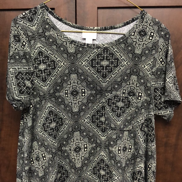 XS Lularoe Carly Dress - Picture 2 of 6